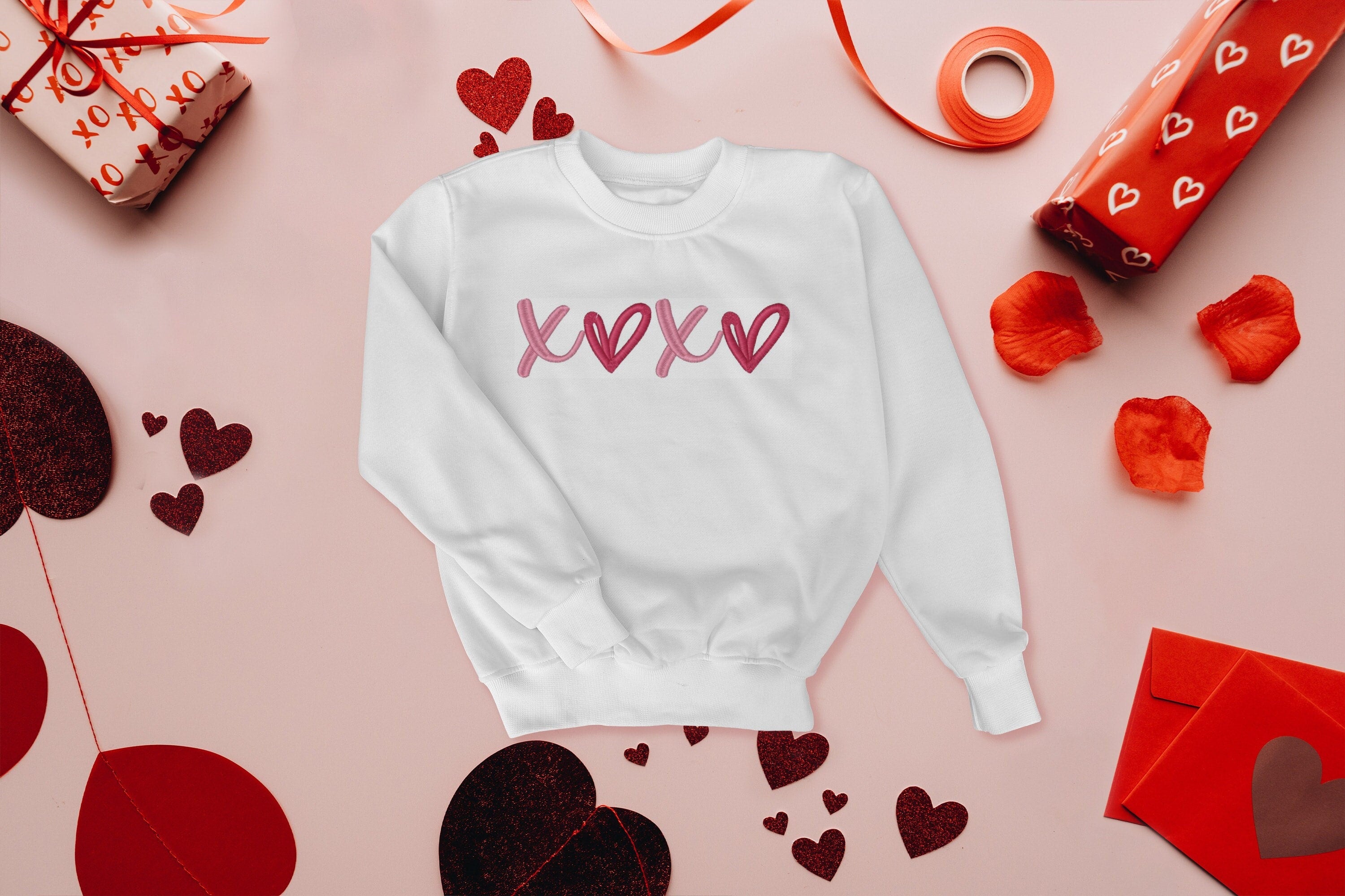 Embroidered XOXO Valentine's Day Crewneck Sweatshirt